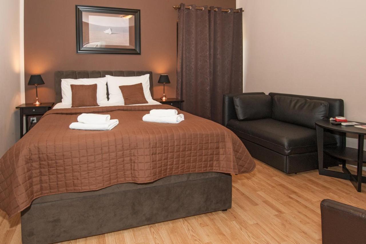 Bed and Breakfast Breakfast & Bed Anita Medulin Exterior foto