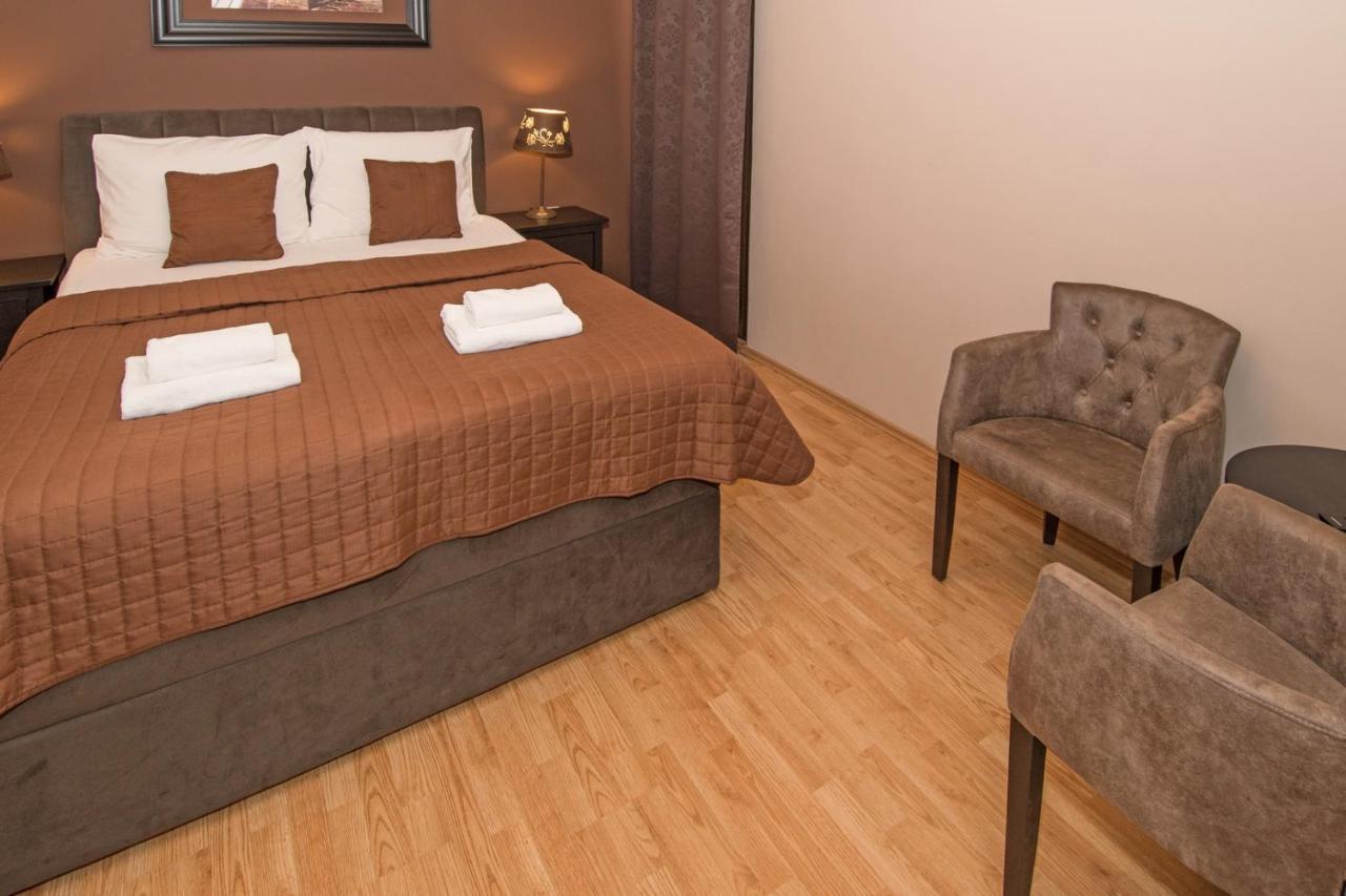 Bed and Breakfast Breakfast & Bed Anita Medulin Exterior foto